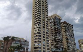 Luminoso Apartamento en Primera Línea de Playa